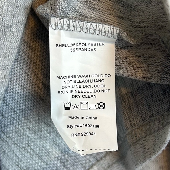 NEW Suzanne Betro Navy & Heather Gray Stripe Crew Neck Cape Style Tunic Top - Picture 8 of 8